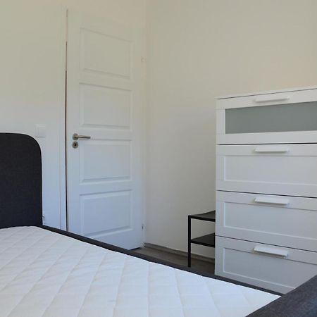 Quiet Residential Area B Taplan - 2 Bedroom And Living Room Apartment Szombathely Exterior photo